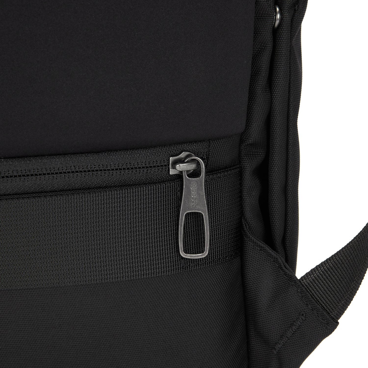 Pacsafe® X 25L anti-theft  backpack