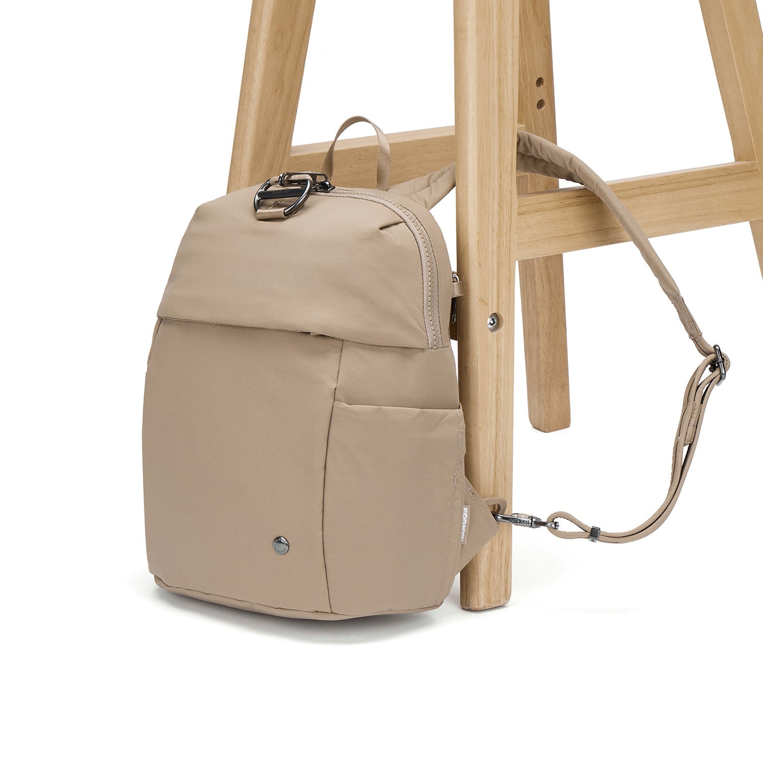 Payu1　baccara Pacsafe® CX Anti-Theft 8L Backpack Petite – Pacsafe - Official UK