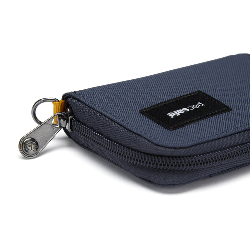 Pacsafe® RFIDsafe™ RFID blocking card wallet, Coastal Blue