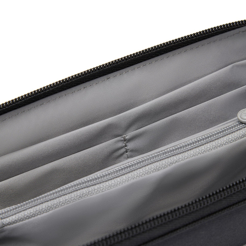 Pacsafe® RFIDsafe™ RFID blocking continental wallet, Jet Black