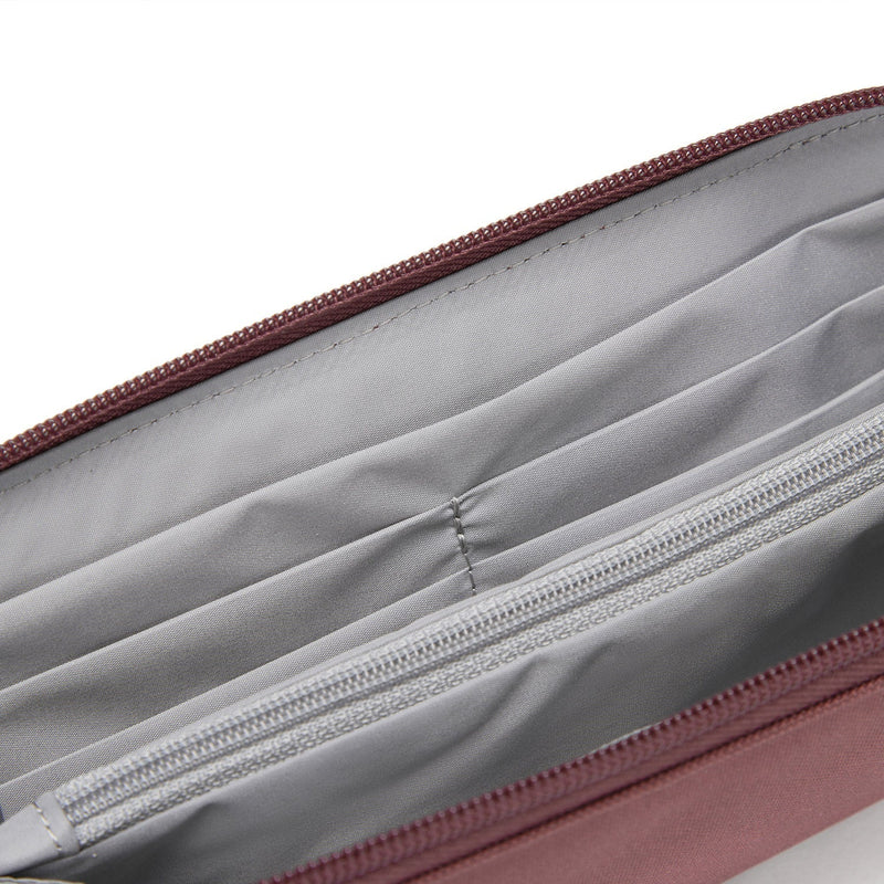 Pacsafe® RFIDsafe™ RFID blocking continental wallet, Garnet Red