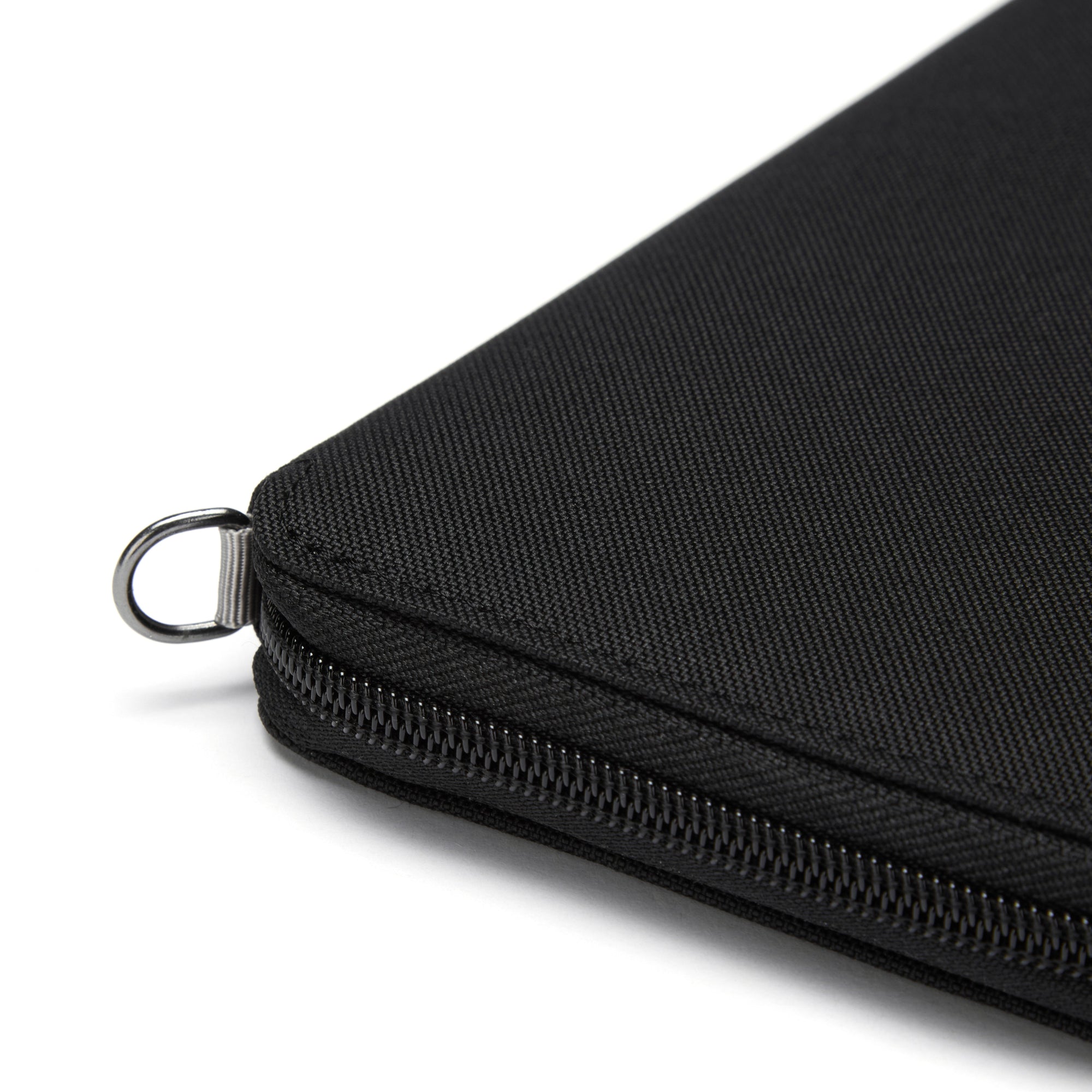 Product image of Pacsafe® RFIDsafe™ RFID blocking travel wallet