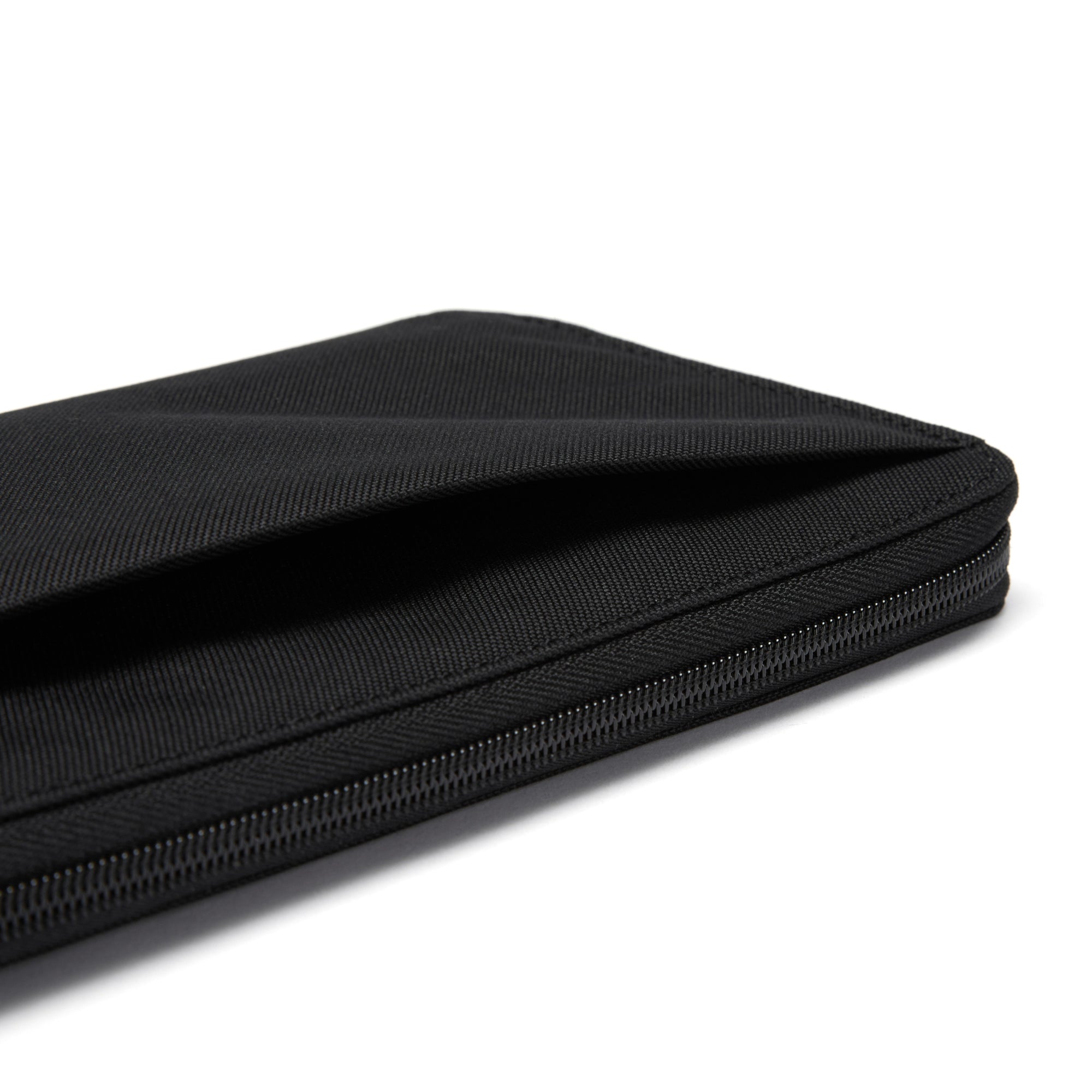 Product image of Pacsafe® RFIDsafe™ RFID blocking travel wallet