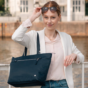 Product image of Pacsafe® W Anti-Theft Carryall Tote